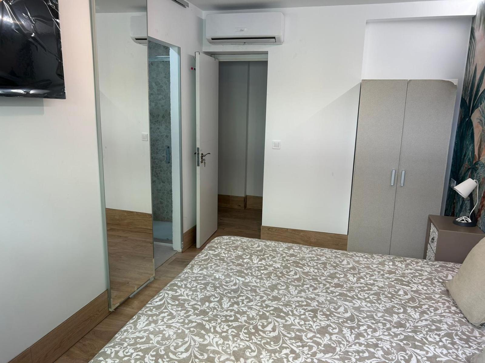 La Maison Del Mar Guest House مالقة المظهر الخارجي الصورة