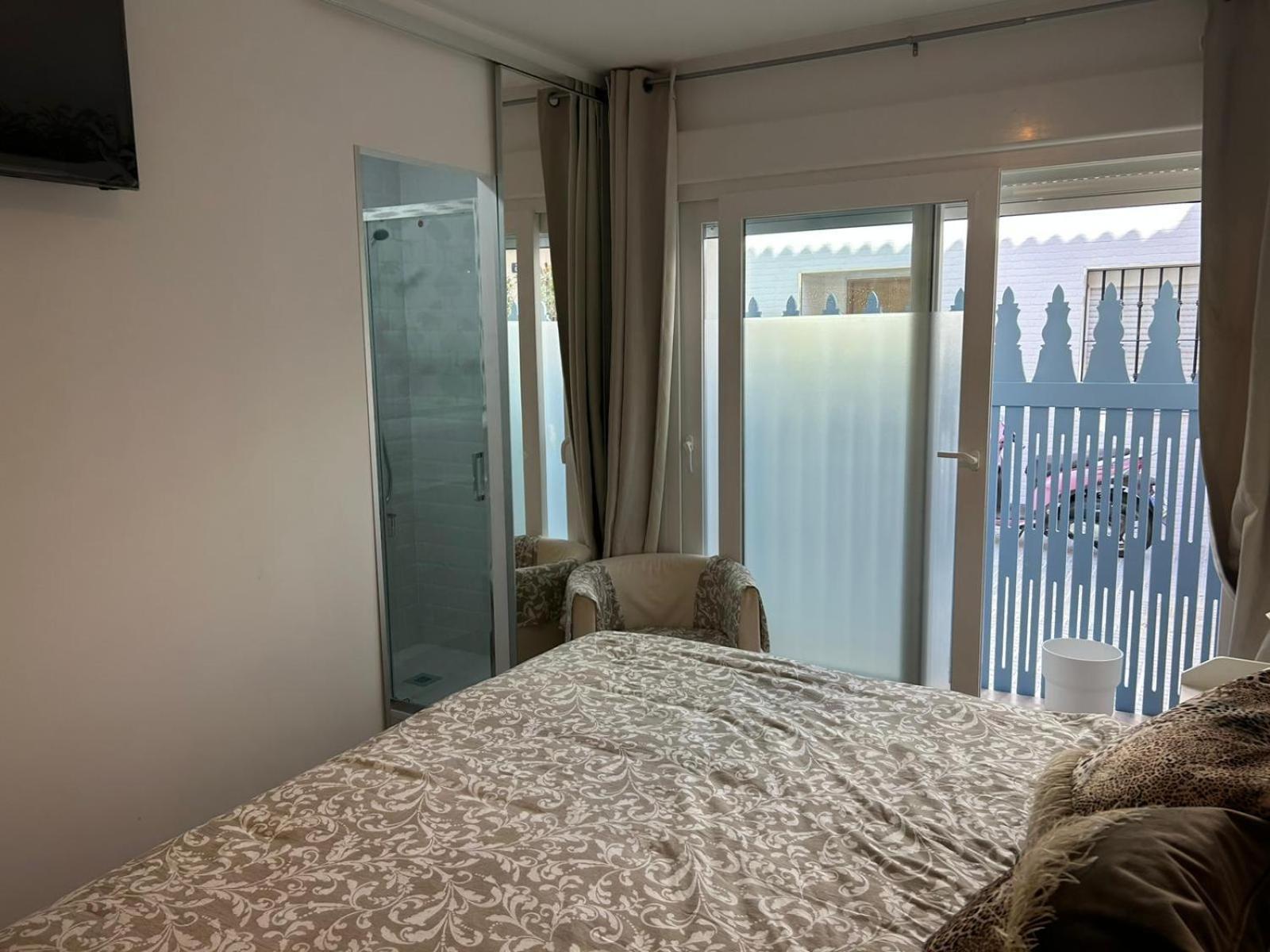 La Maison Del Mar Guest House مالقة المظهر الخارجي الصورة